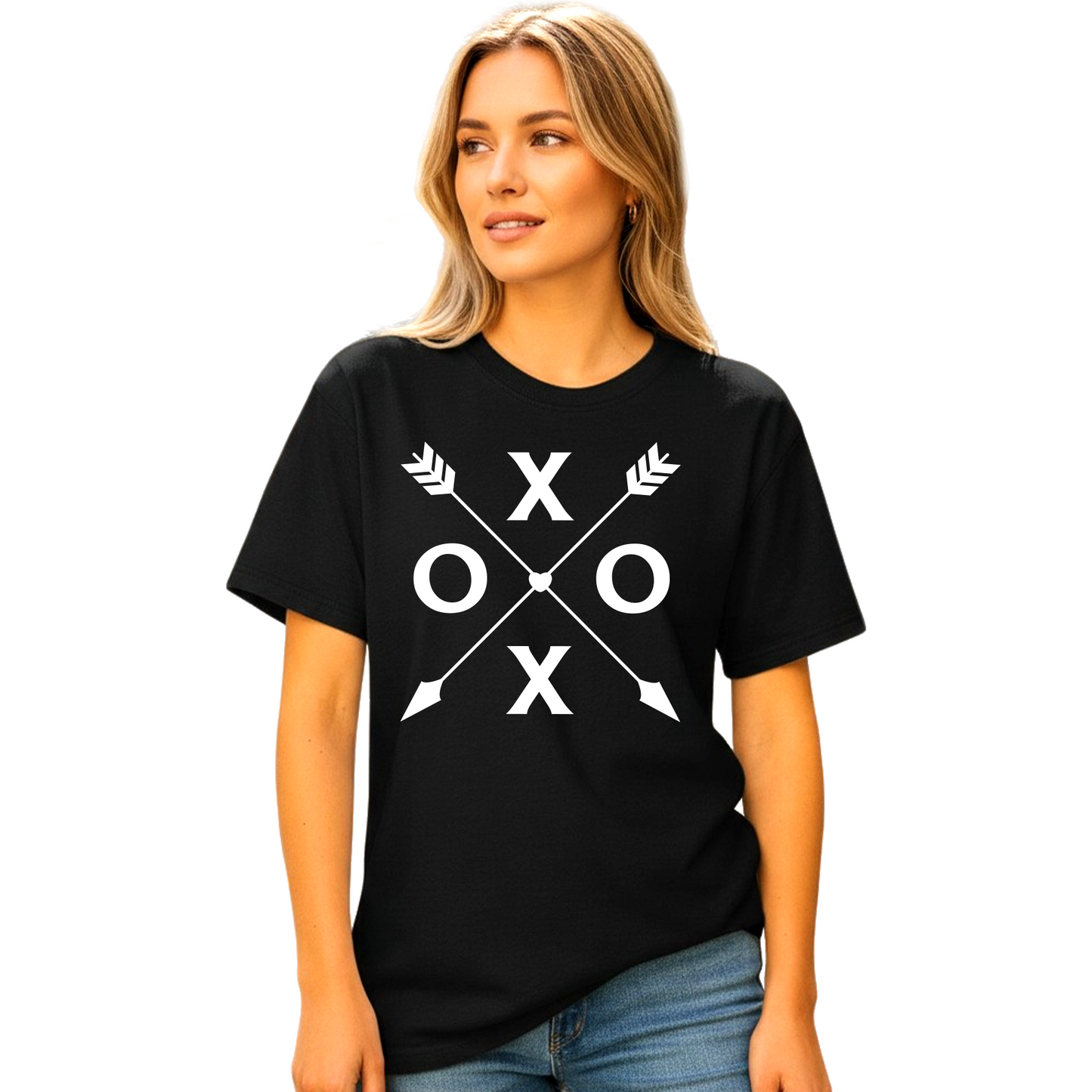 XOXO Valentine’s Day Shirt – Cute Unisex Love Arrow Tee