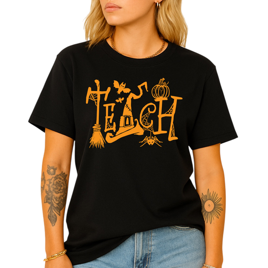 Halloween Teach T-Shirt – Cute Pumpkin School Shirt, Fall Teacher Tee for Spooky Season