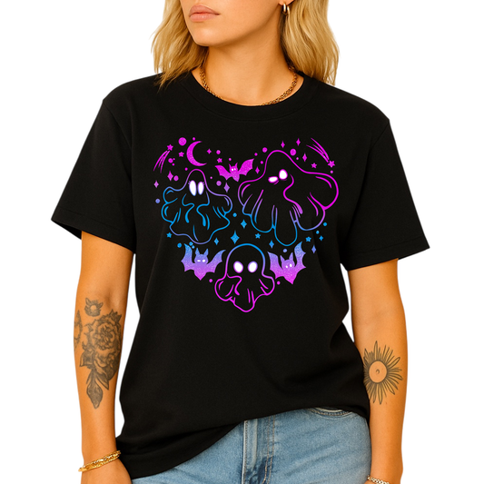 Funny Halloween Ghost & Bat Shirt – Spooky Season Tee for Women, Cute Fall Outfit, Halloween Party Top, Casual Costume Tee