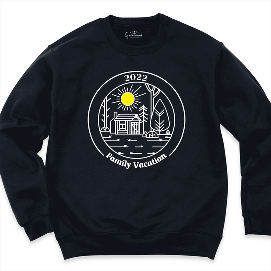 Family Vacation 2022 Sweatshirt Black - Greatwood Boutique